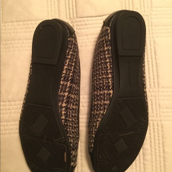 Naturalized Size 8 flats - Picture 2 of 3